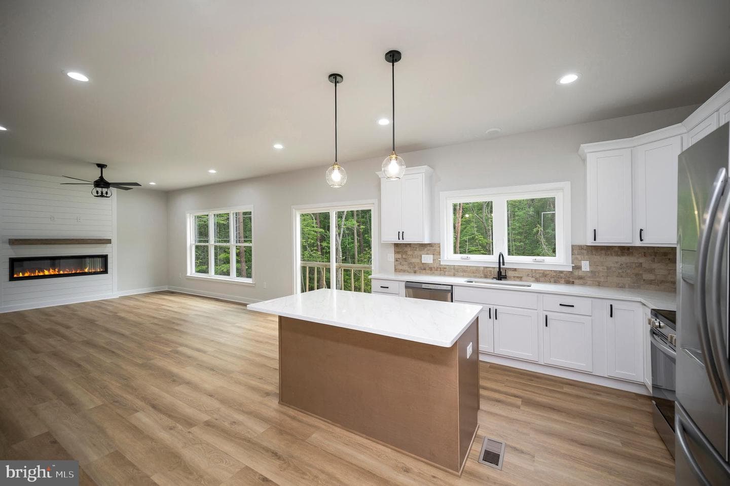10625 Plank Road photo 28
