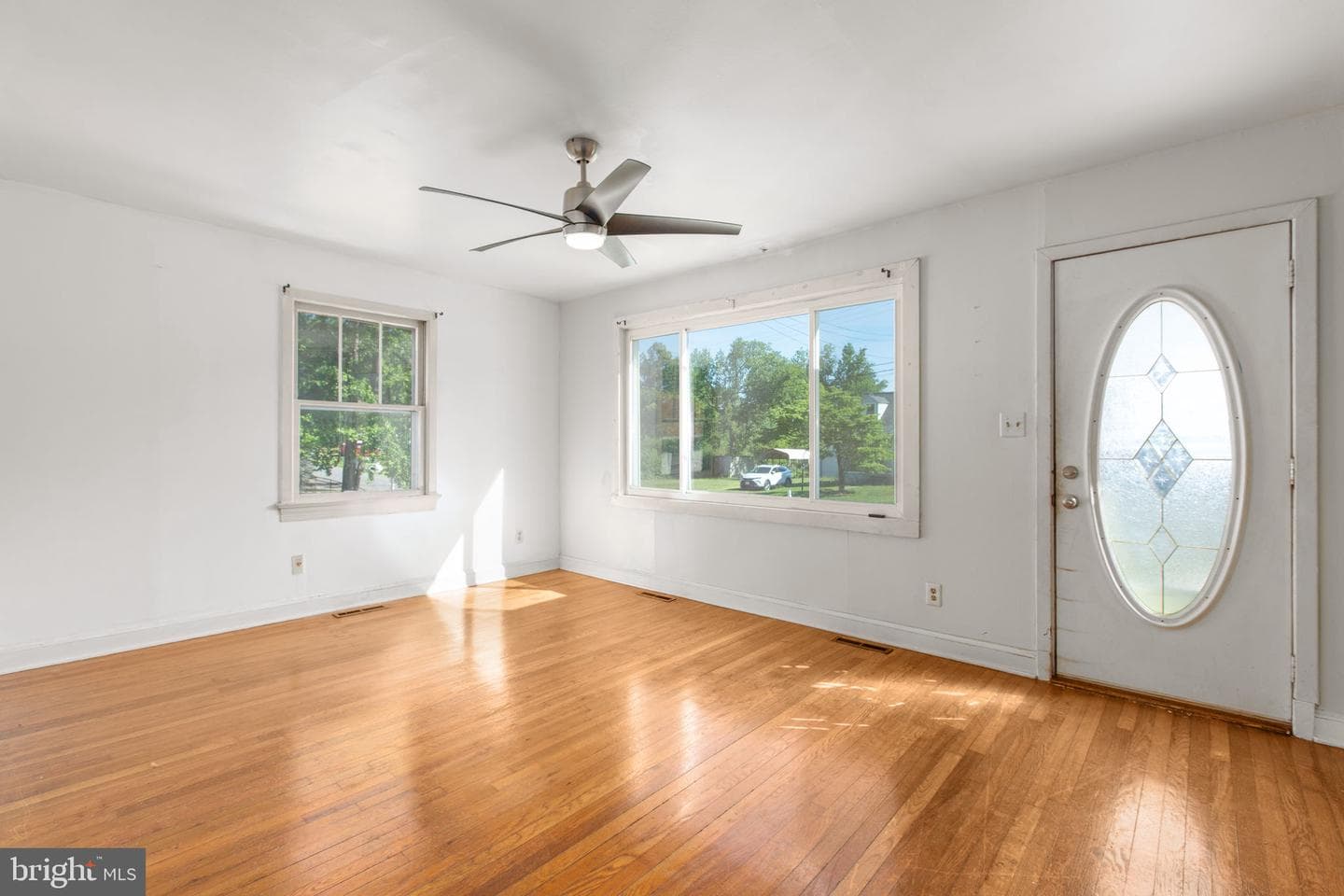 117 Hill Street photo 4