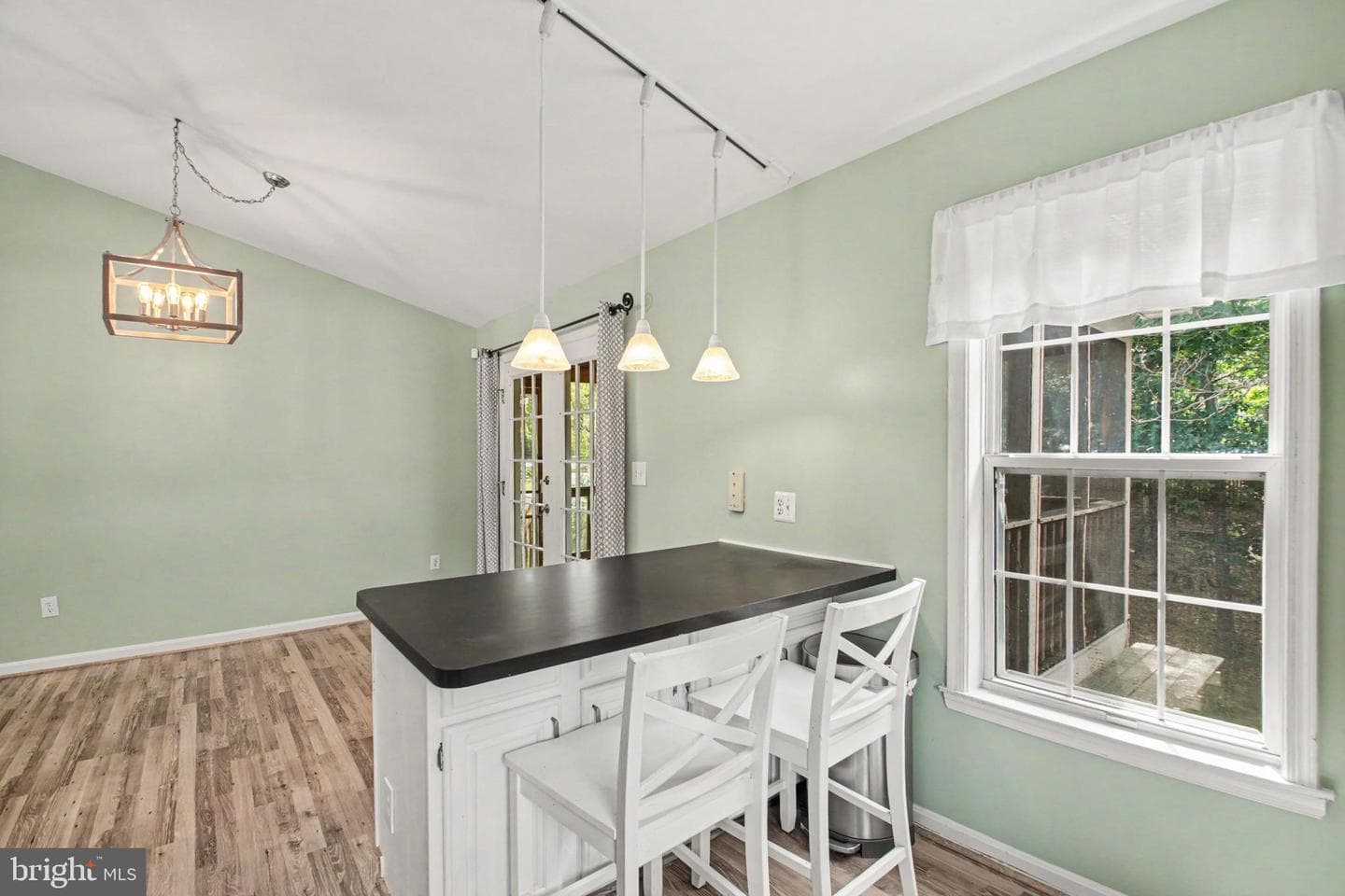11700 Woodland View Drive photo 11