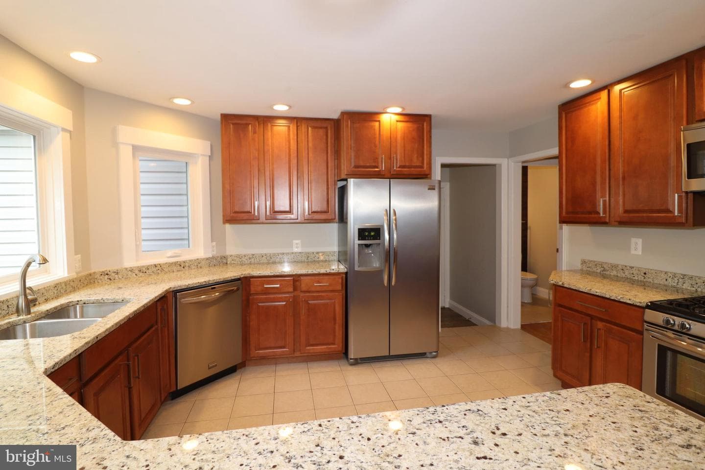 5820 Glen Eagles Dr photo 24