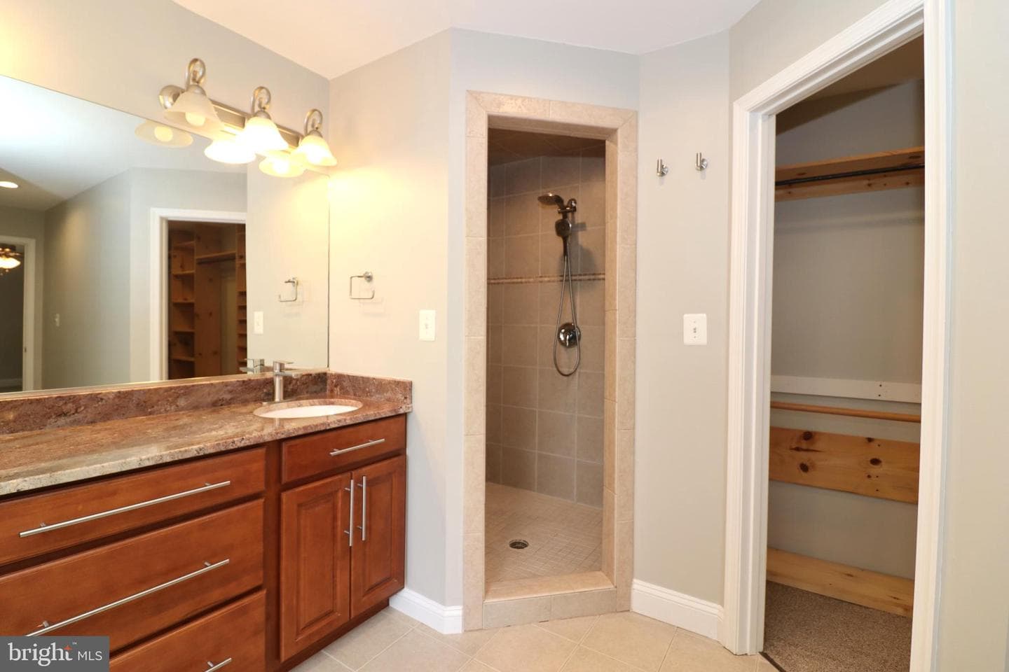 5820 Glen Eagles Dr photo 38