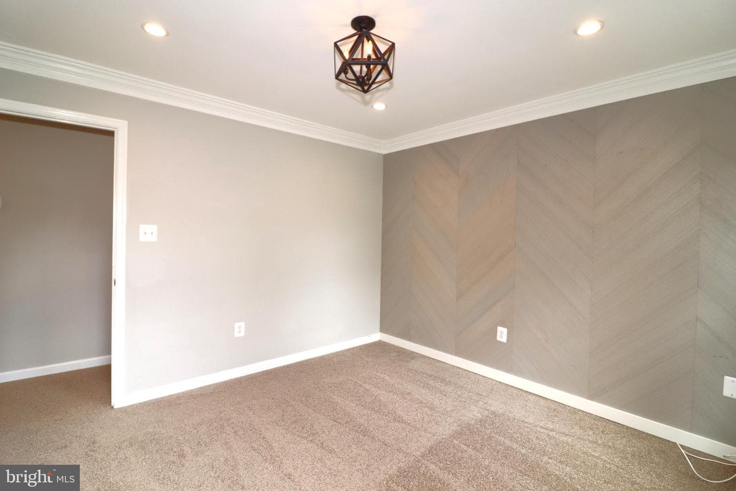5820 Glen Eagles Dr photo 50