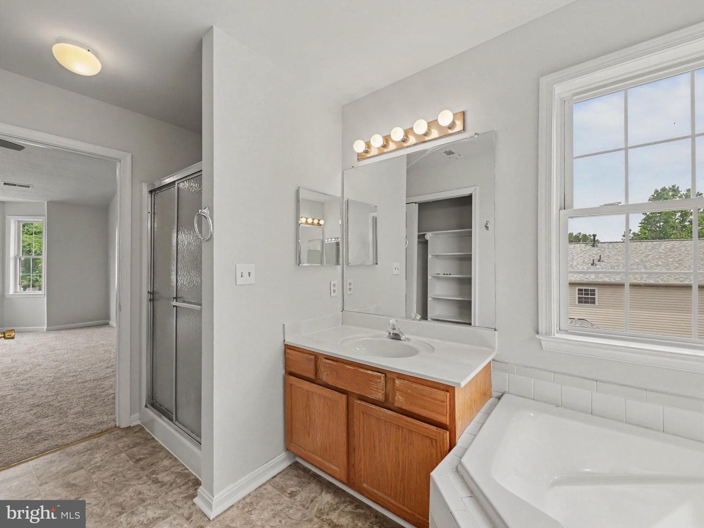 11402 Silverleaf Lane photo 18