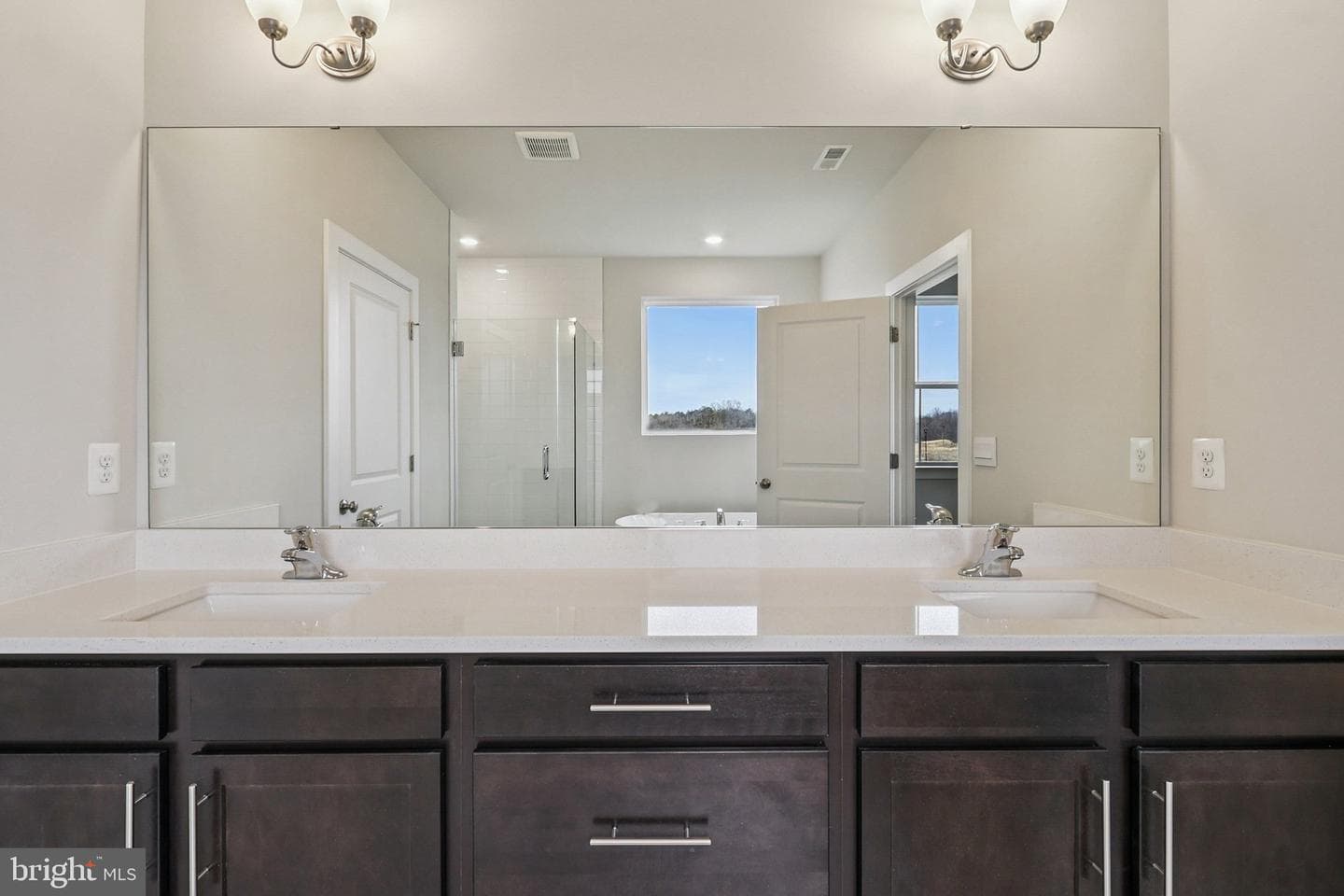 11509 Chalmers Lane photo 29