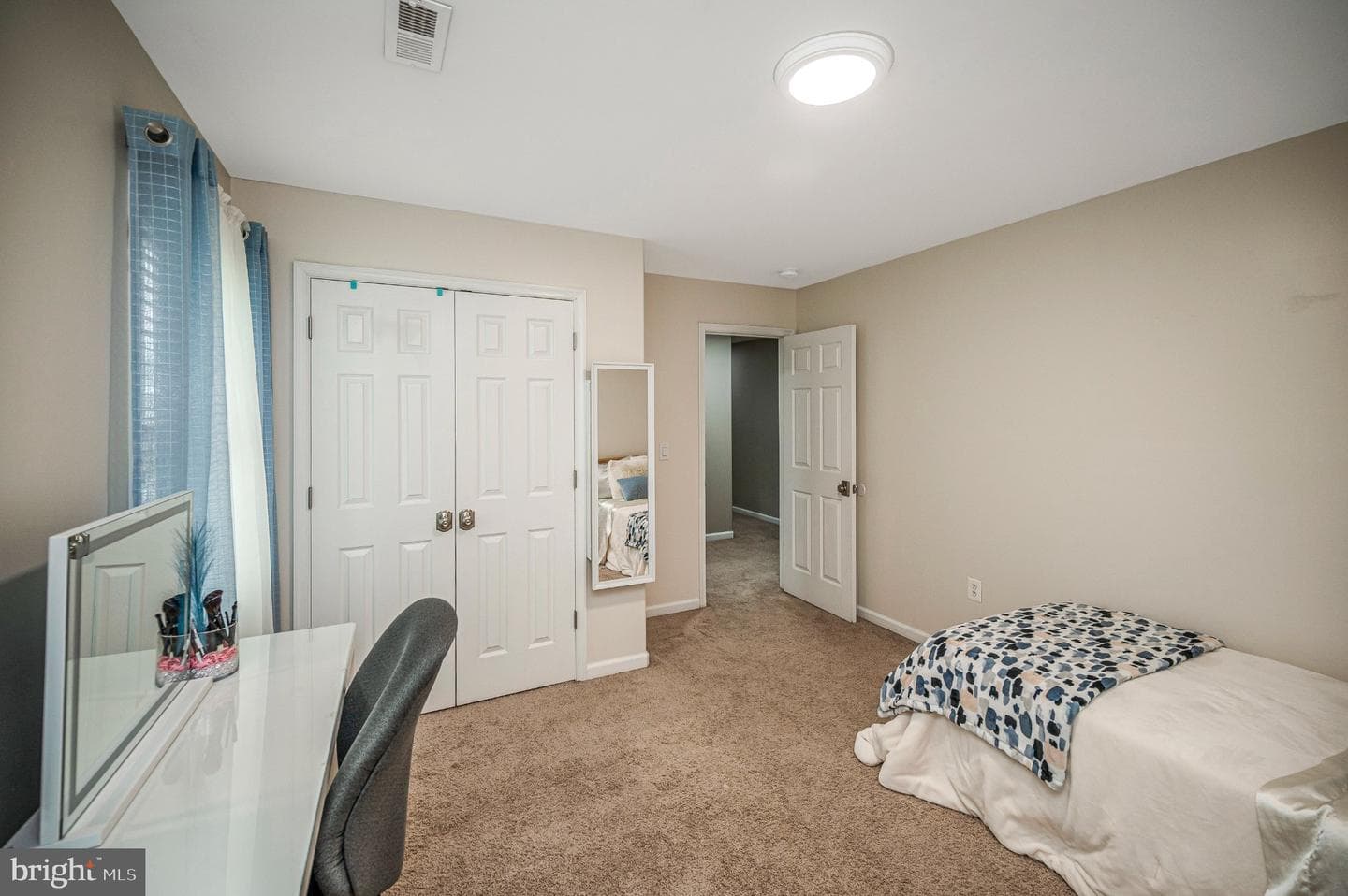 2814 Angela Court photo 15
