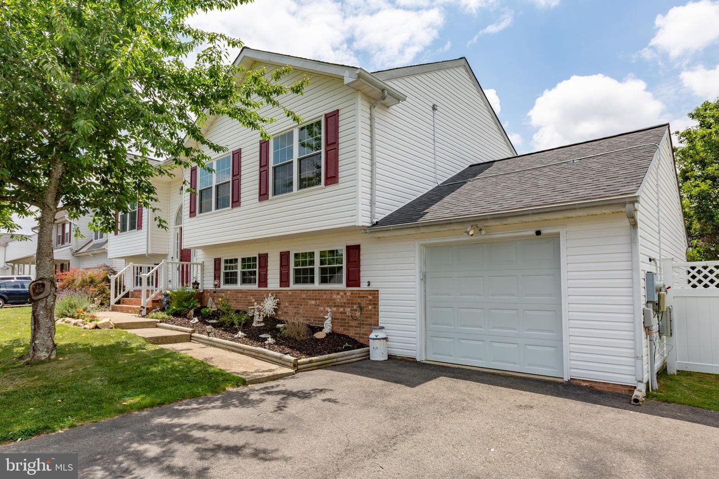 12215 Stonehenge Drive photo 3
