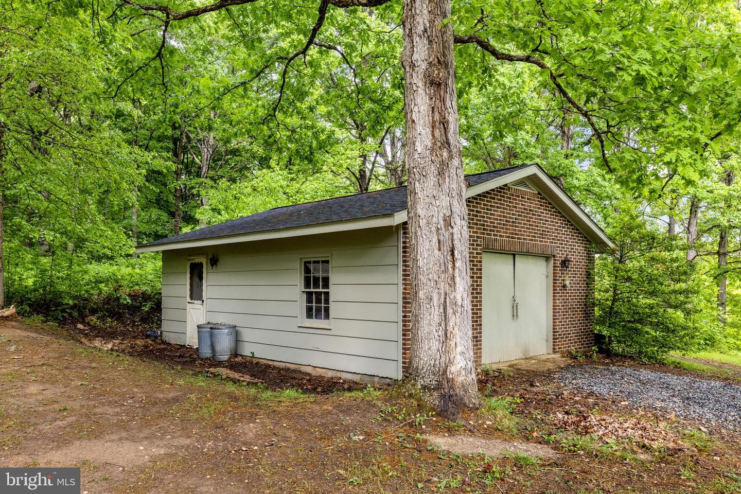 7501 Hunters Lodge Drive photo 24
