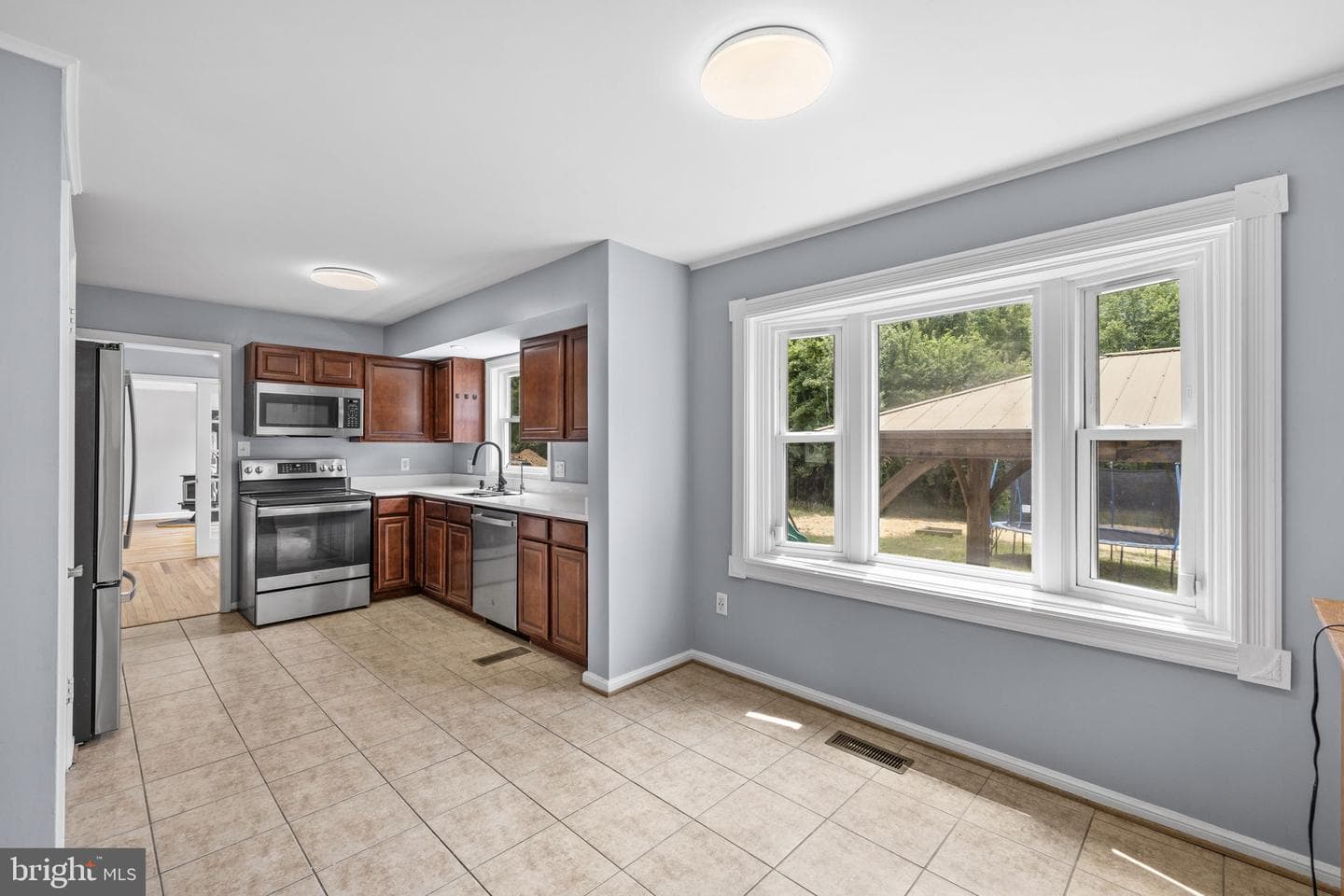 10329 Gordon Road photo 9