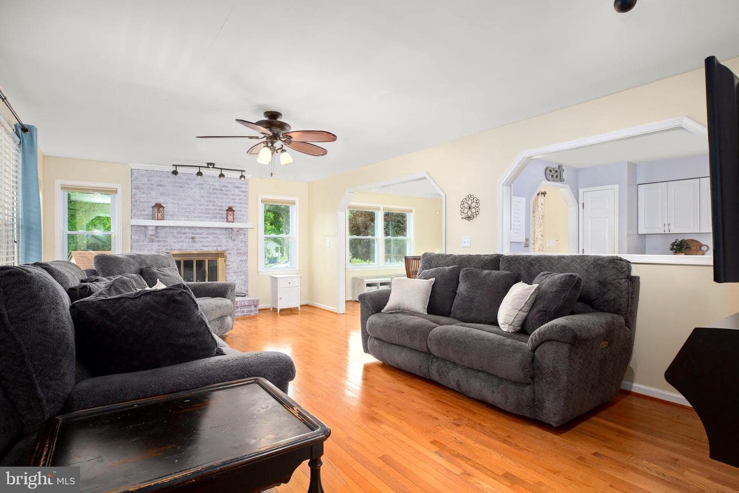 800 Shamrock Drive photo 9