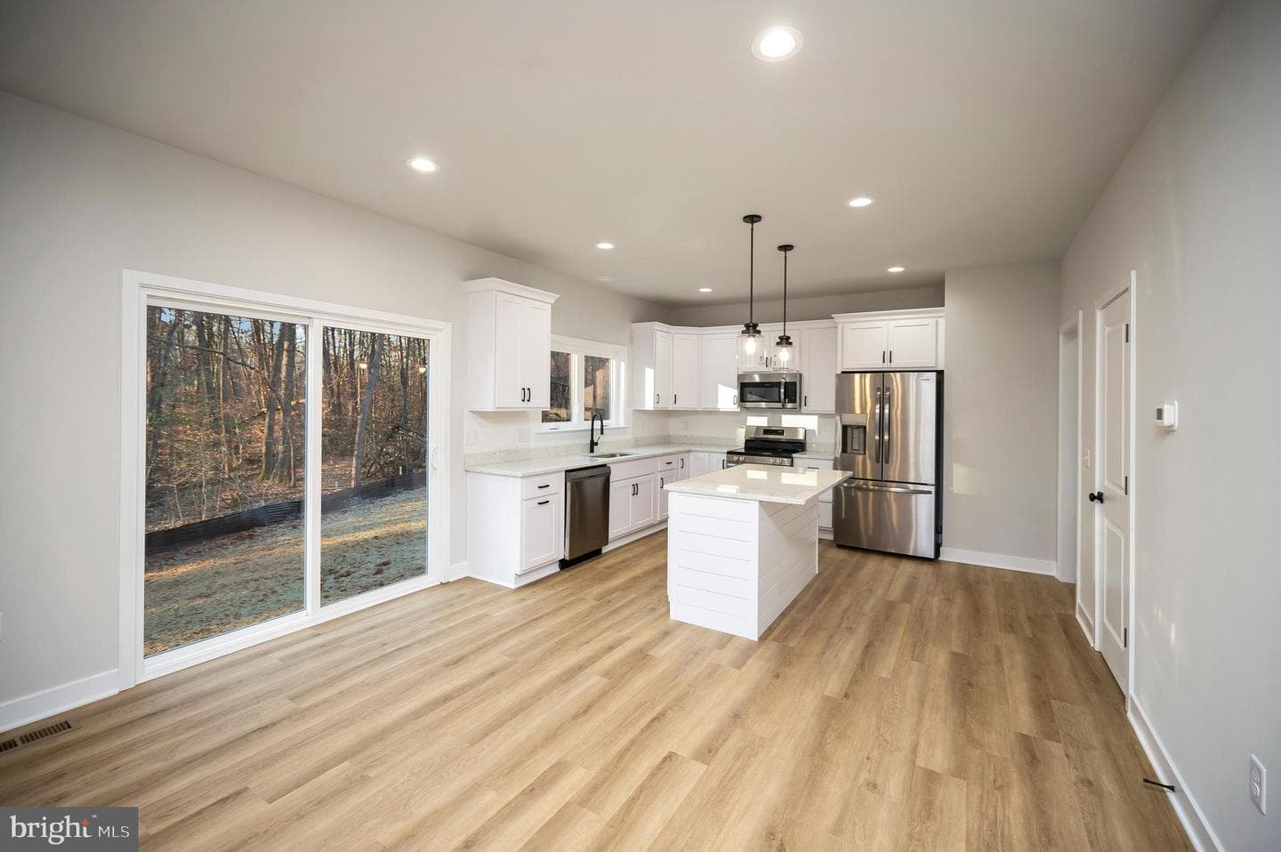 10631 Plank Road photo 16