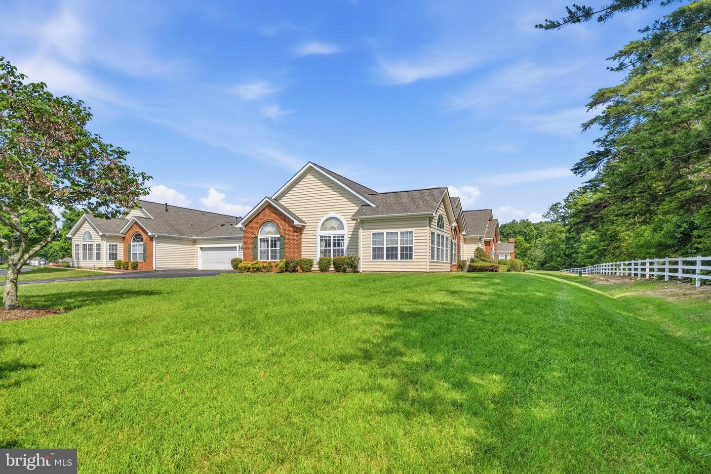 6233 Autumn Leaf Drive photo 32