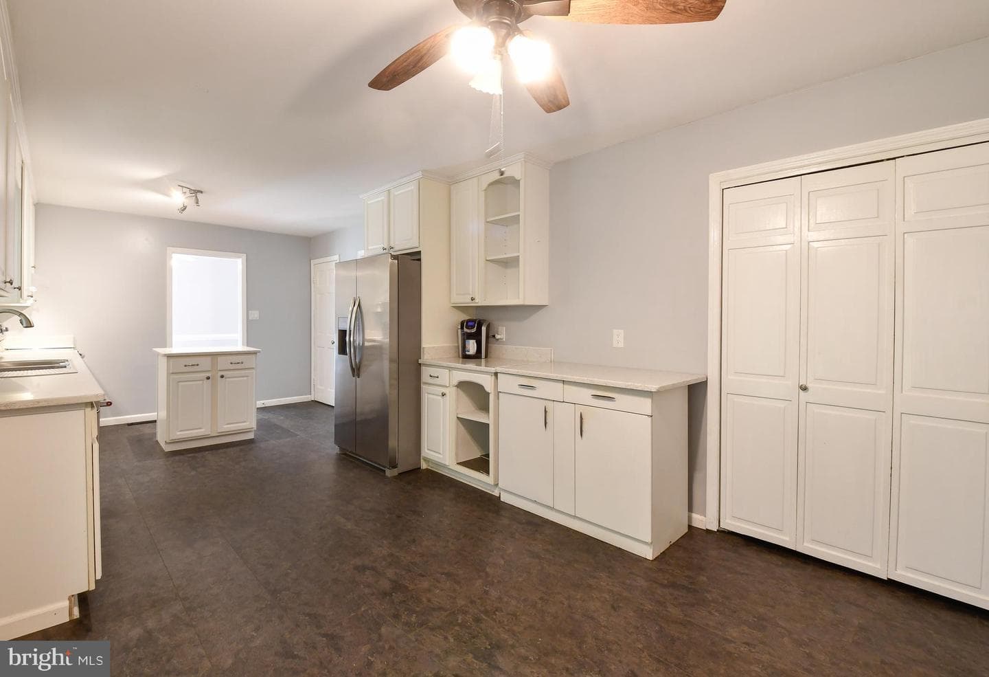 9624 Sutters Rd photo 16