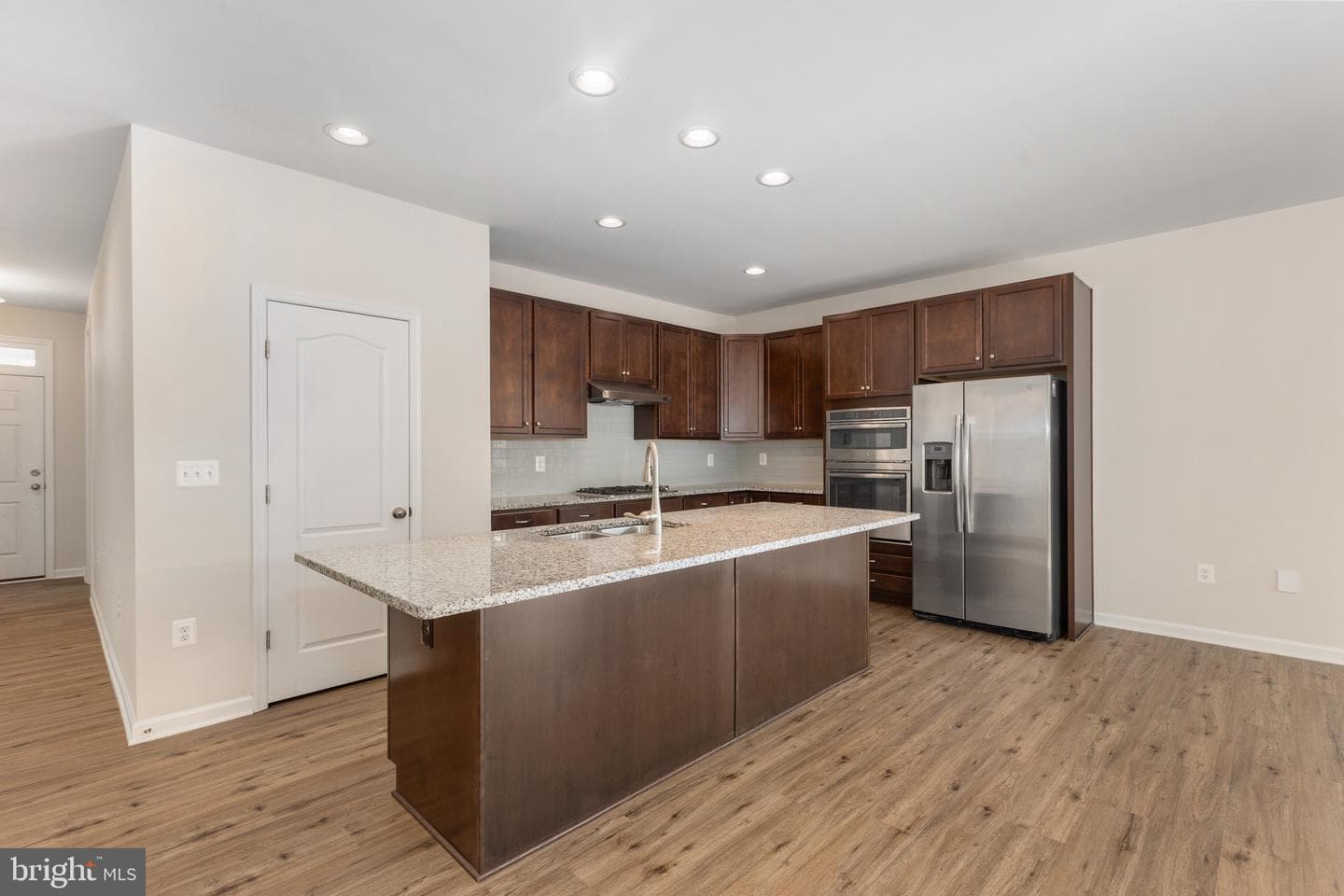9627 Hillcrest Drive photo 20