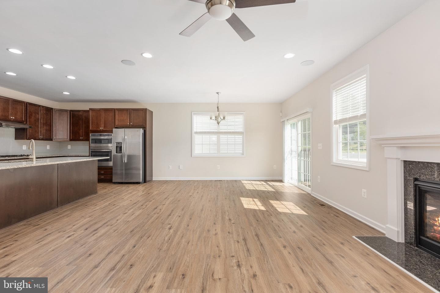 9627 Hillcrest Drive photo 21