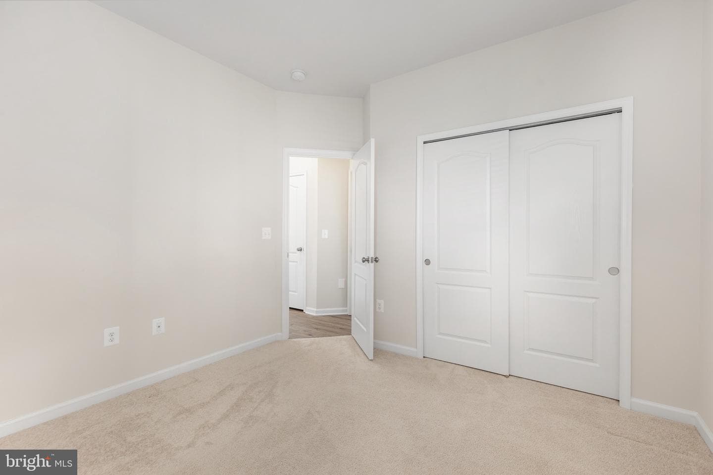 9627 Hillcrest Drive photo 34