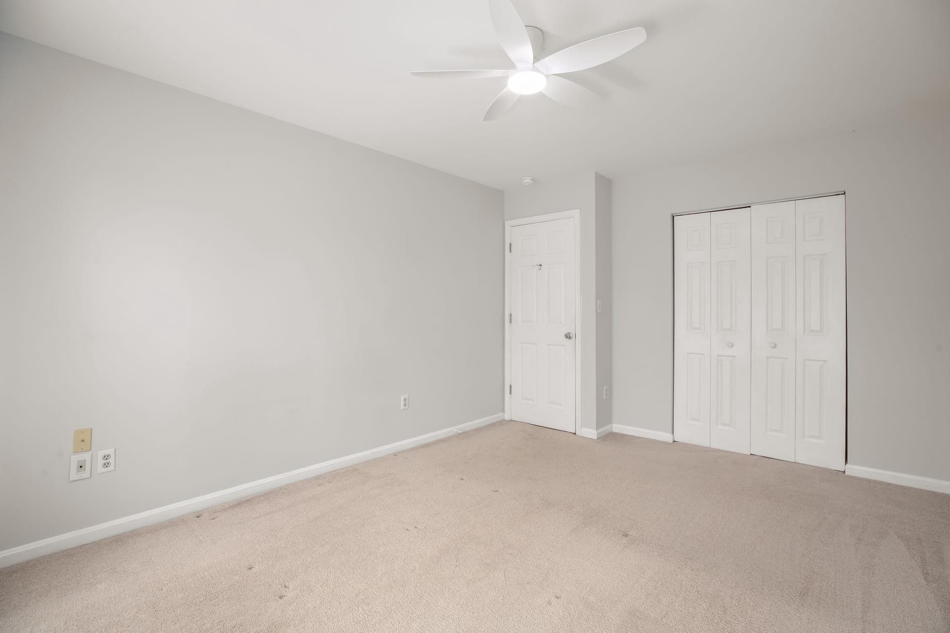 10205 N Hampton Ln photo 38