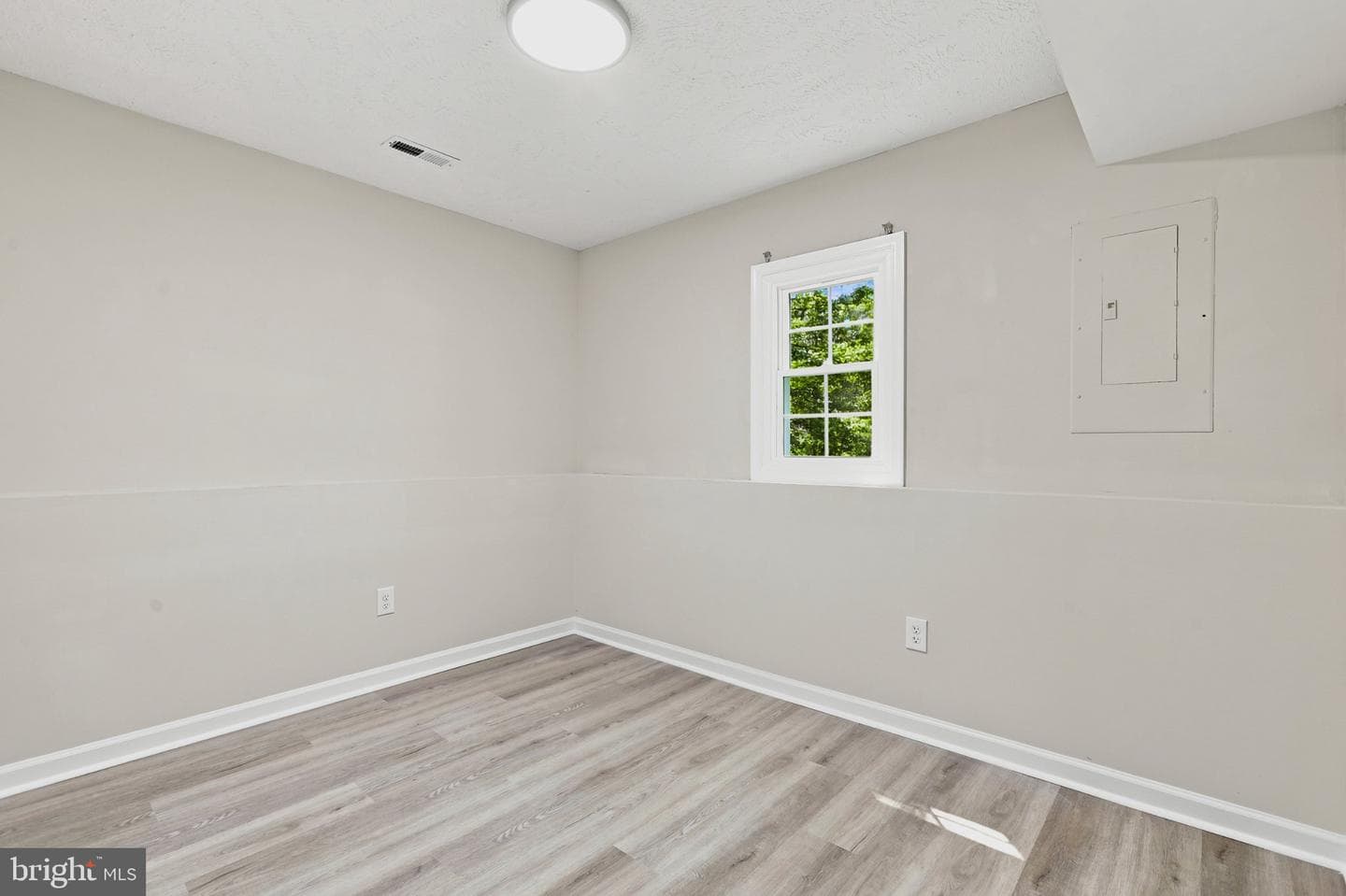 10921 Peach Tree Drive photo 25