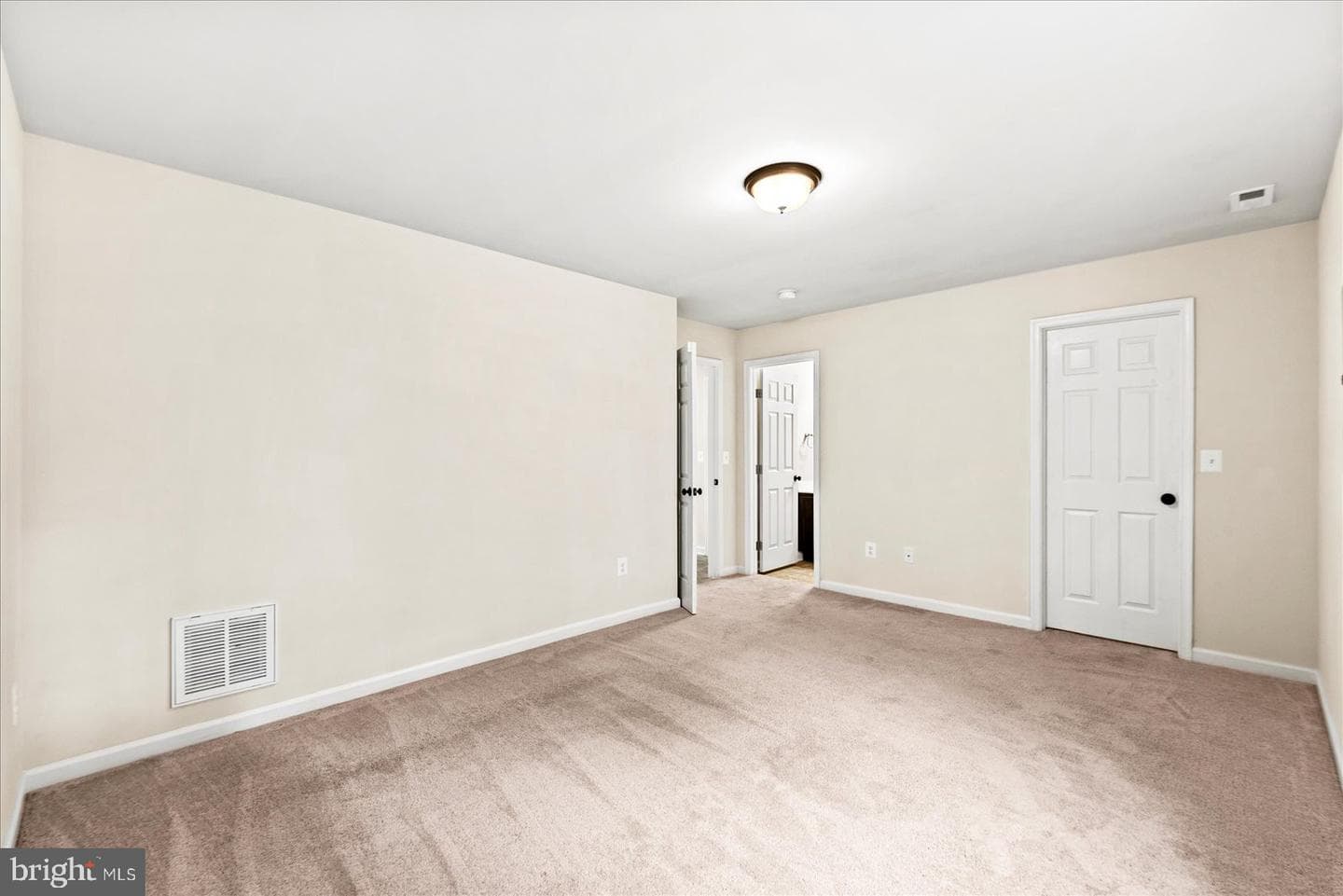 2232 Mallard Landing Drive photo 6