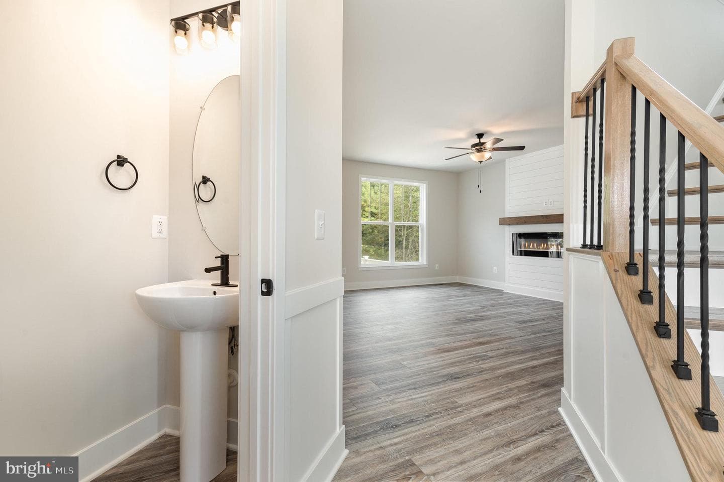 11406 Forest Walk Drive photo 4