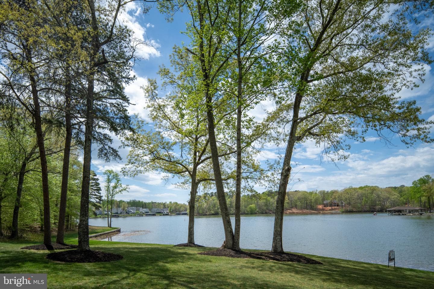 5404 Bazzanella Drive photo 4
