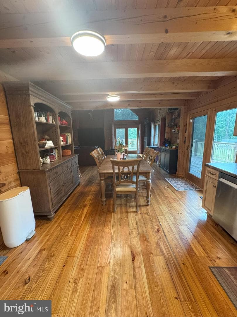 10409 Treaty Court photo 33