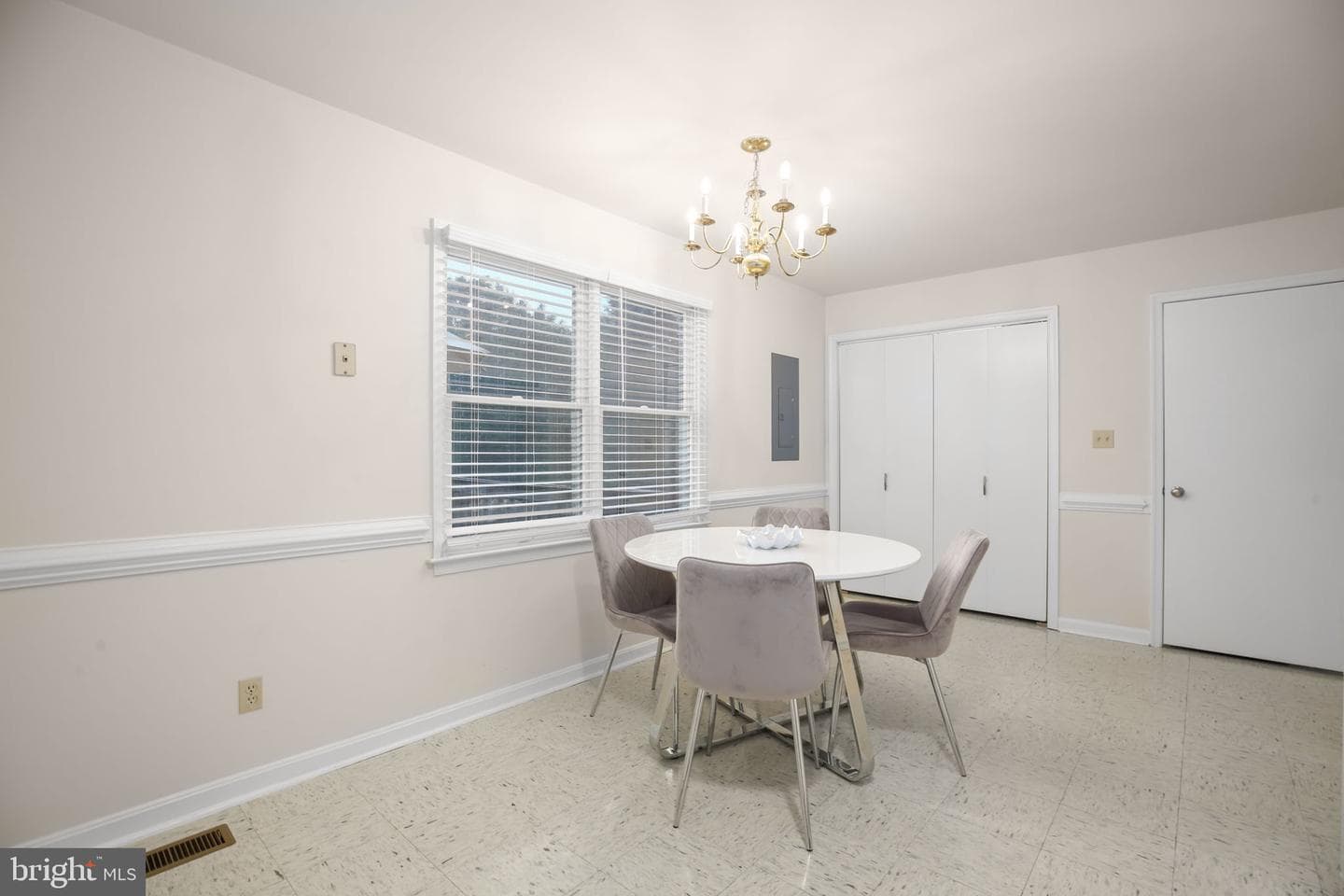 11517 Piedmont photo 7