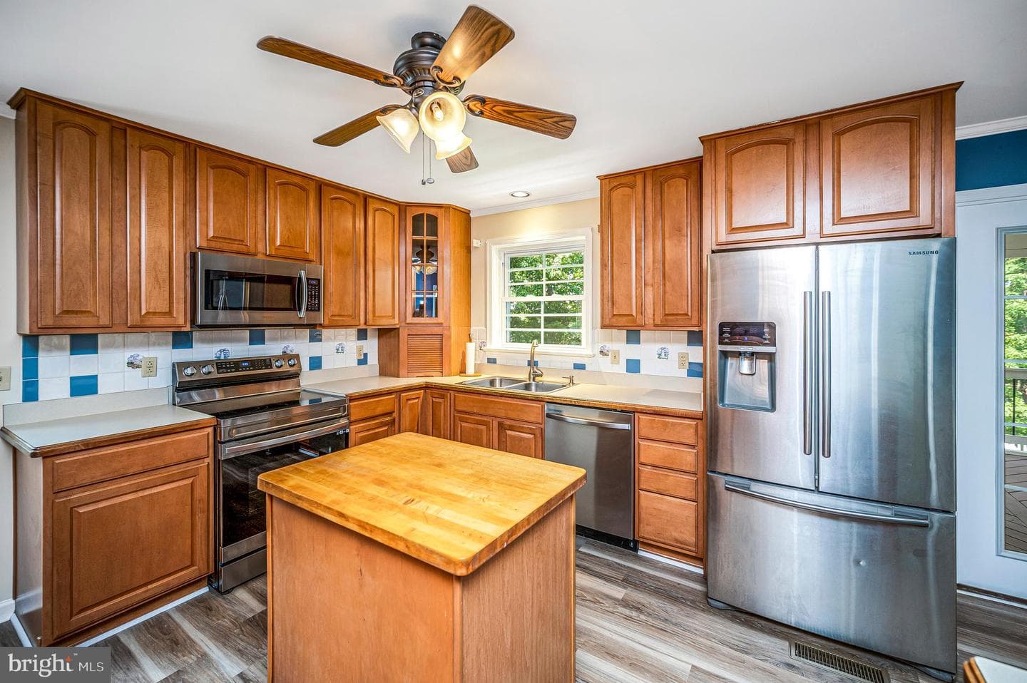 6823 Massaponax Church Road photo 10