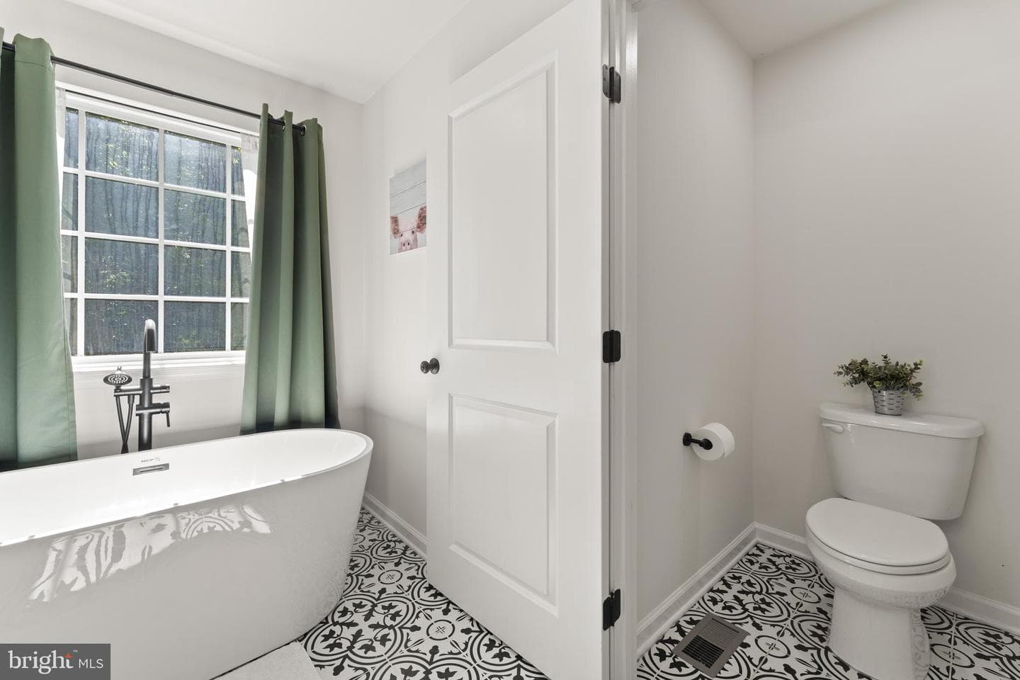 3731 Breaknock Road photo 22