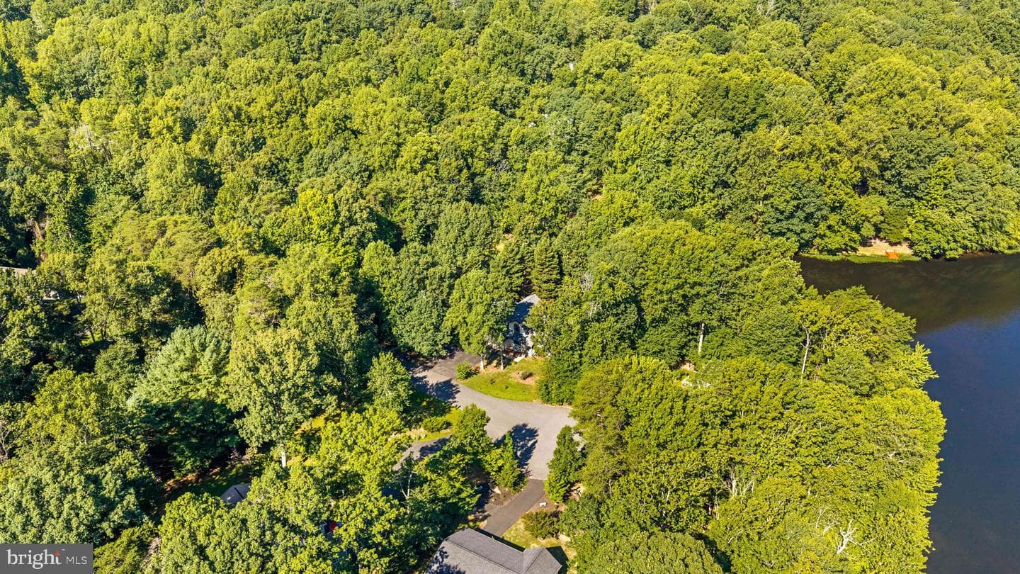 12504 Hawkins Lane photo 73