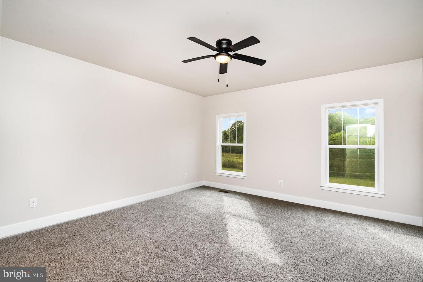5304 Wyndemere Circle photo 19