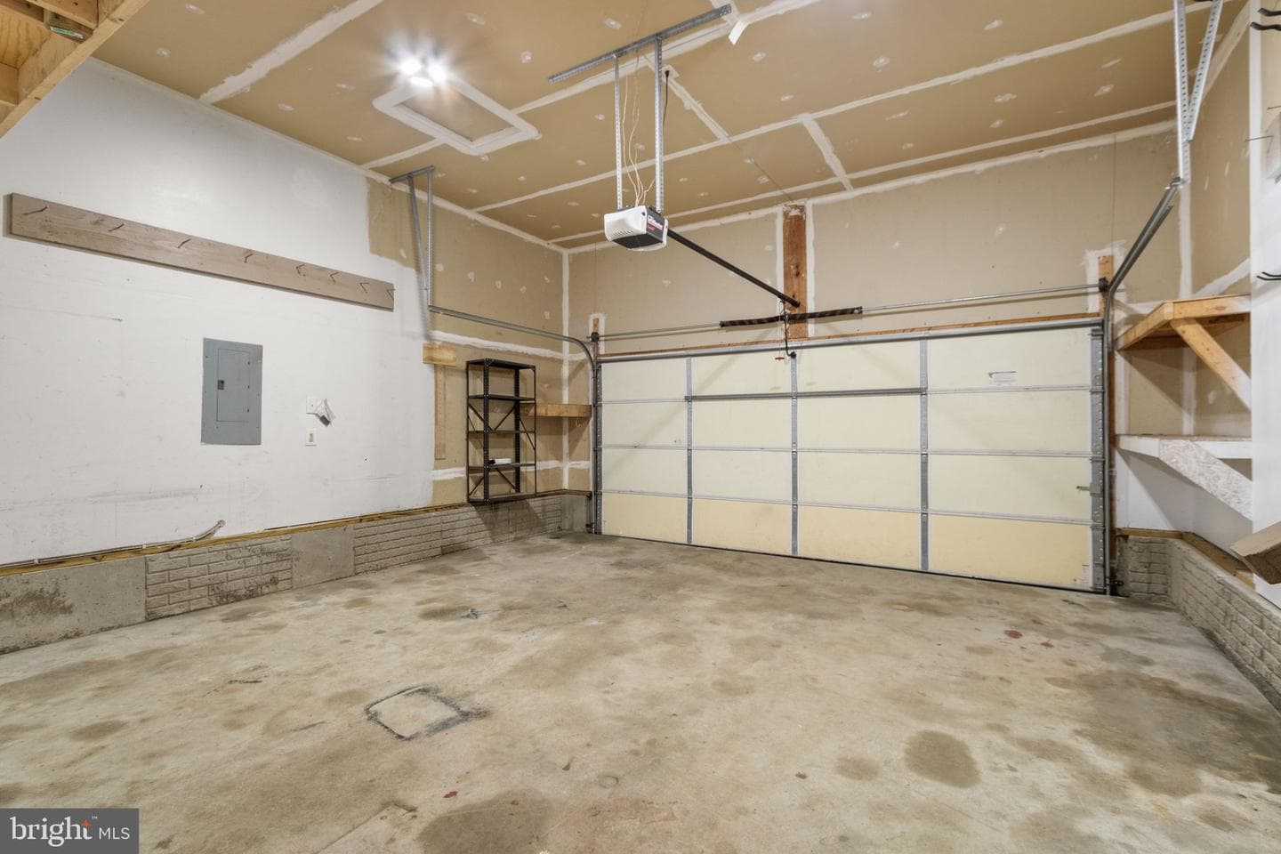 9516 Post Lane photo 56