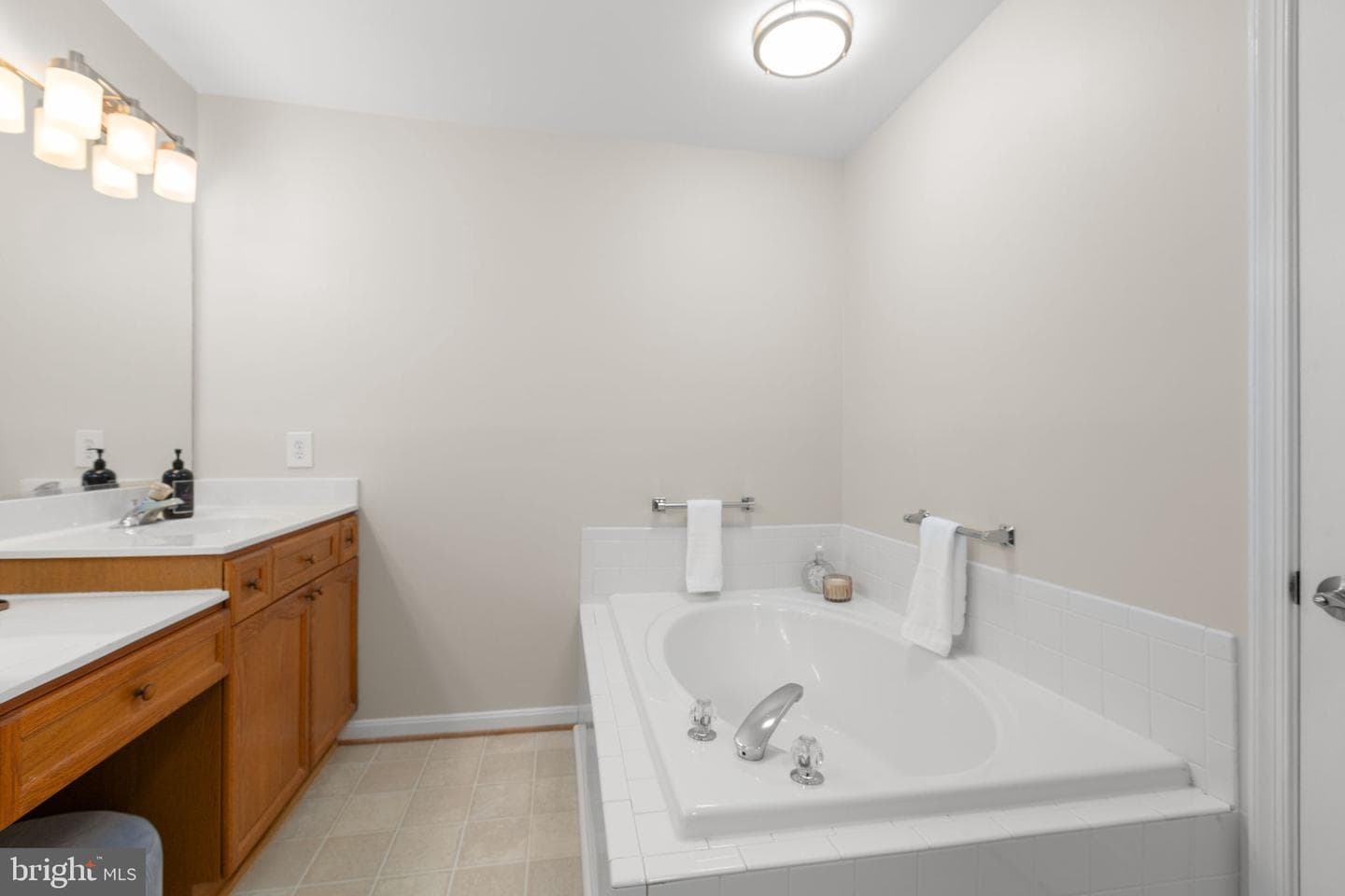 11248 Summerlake Boulevard photo 24