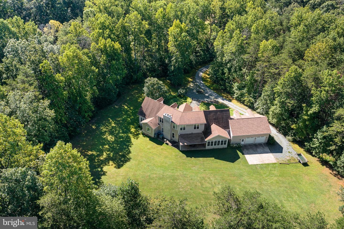895 Stefaniga Road photo 40