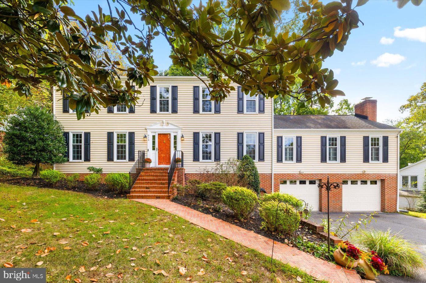 616 Winterberry Drive photo 6