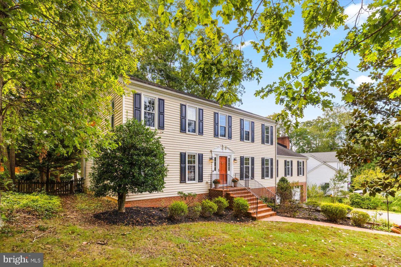 616 Winterberry Drive photo 7