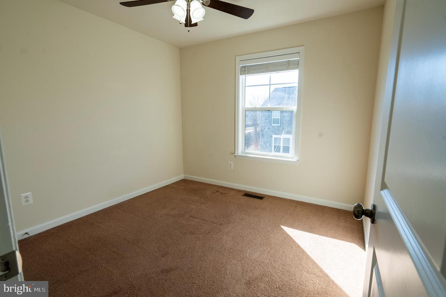 107 Hollister Lane photo 24