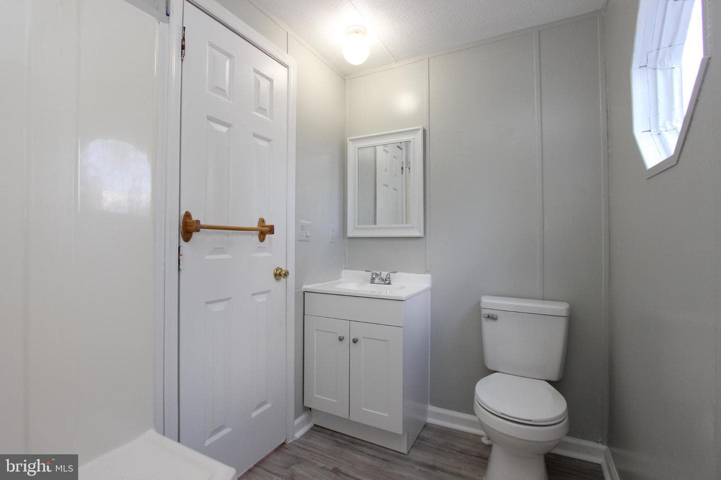 18 Mary Drive photo 13