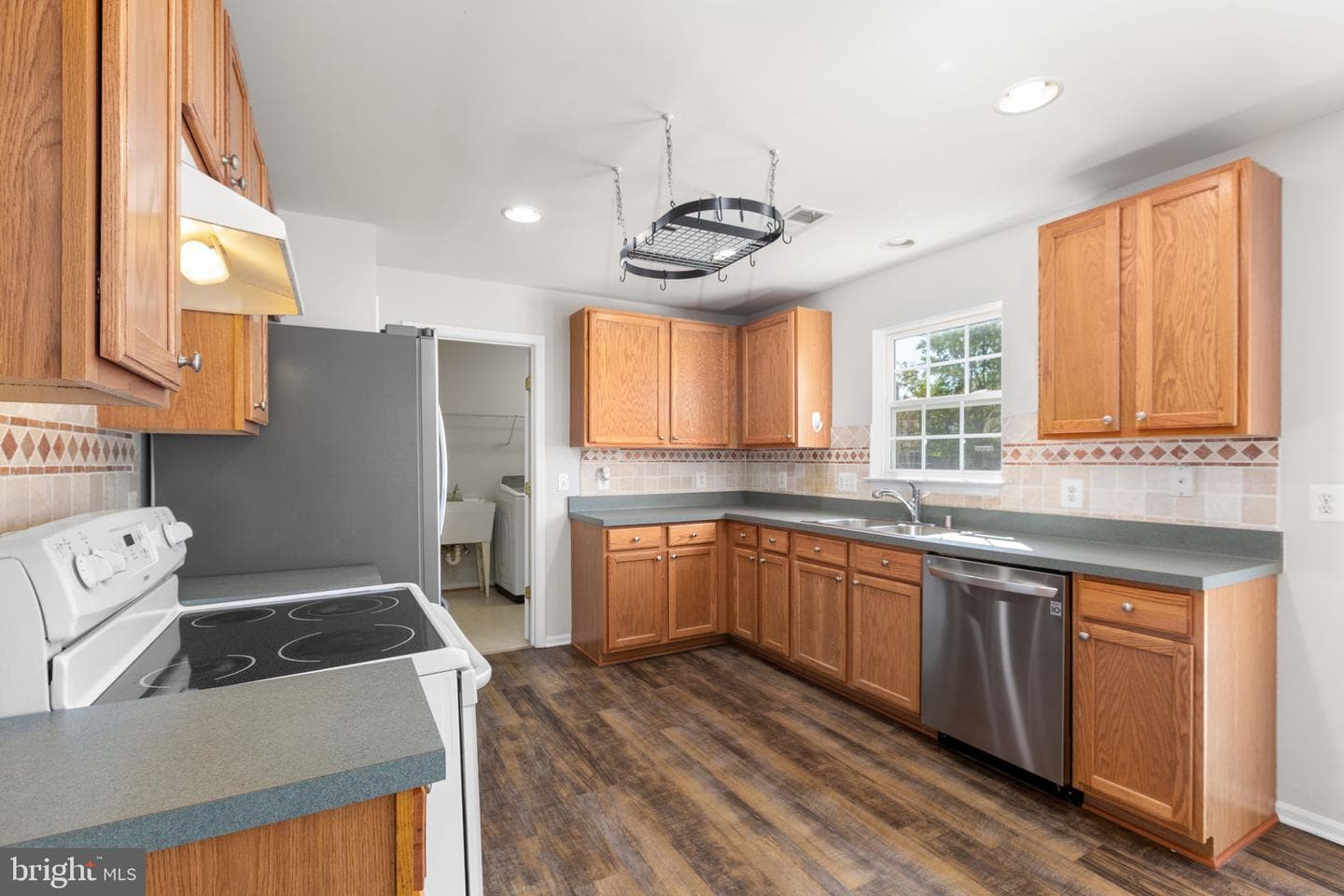 6 Glen Oak Road photo 28