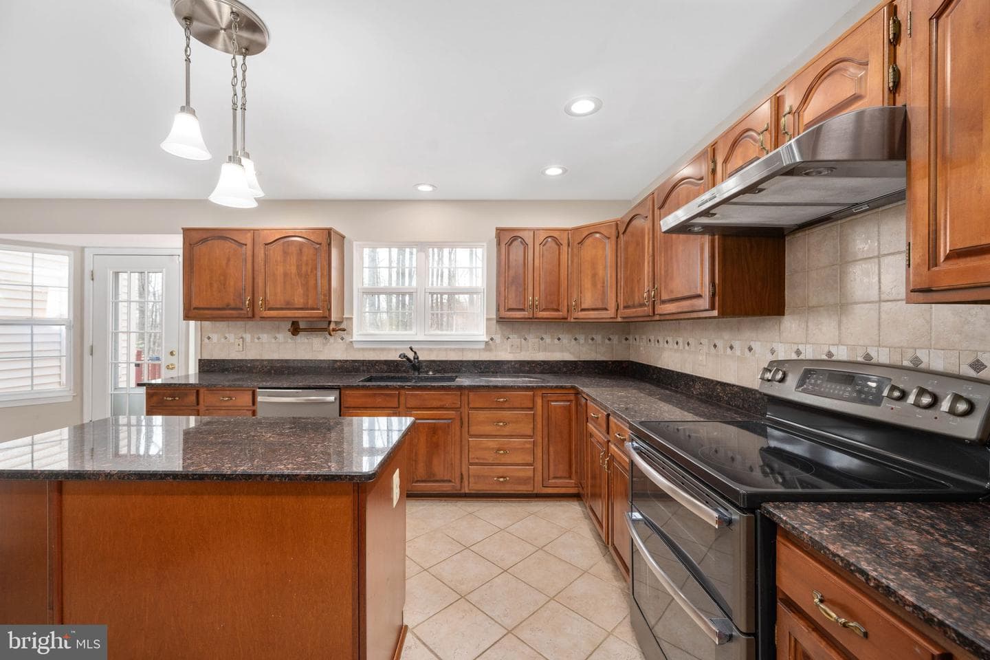 5 Appling Road photo 31