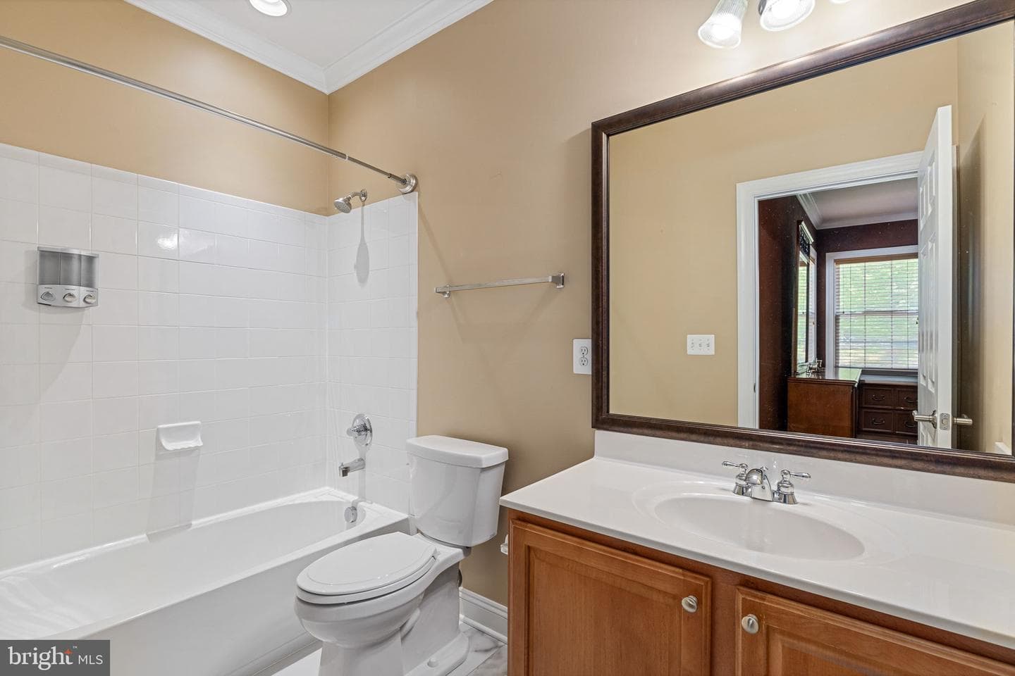 85 Cranston Lane photo 36