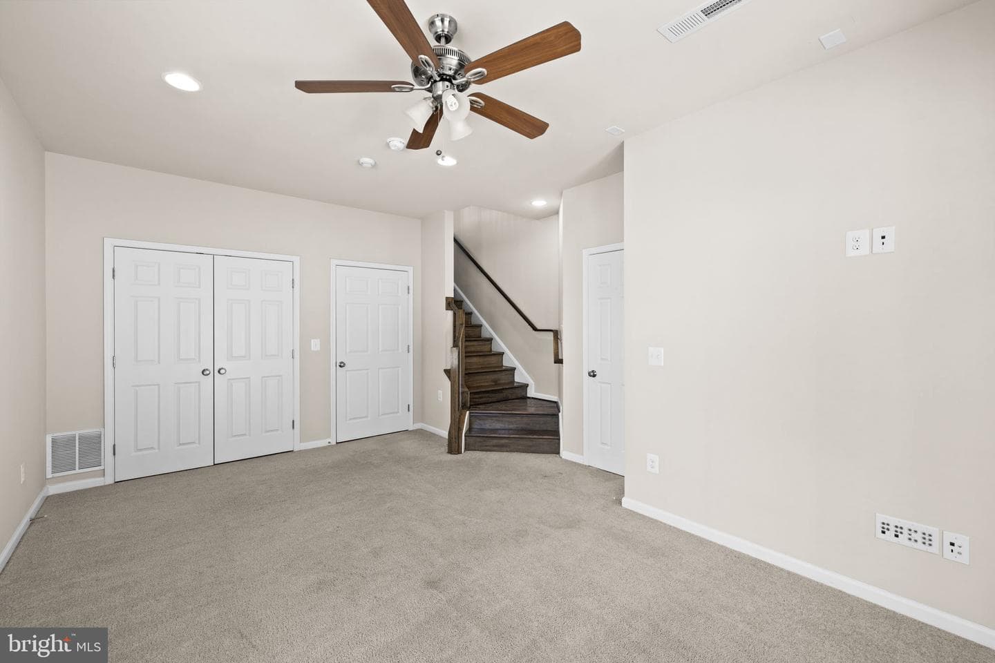 400 Woodstream Circle #32140 photo 37