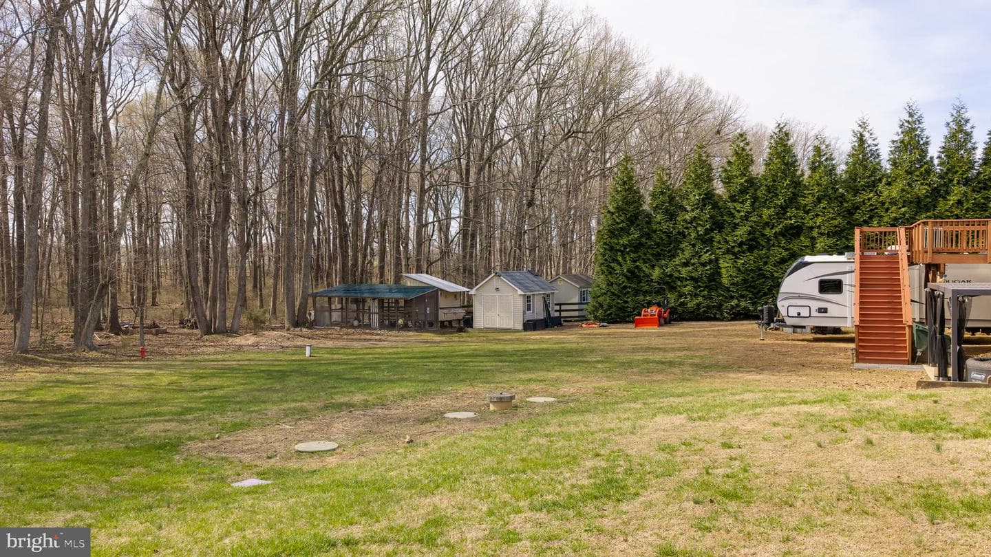 240 Poplar Road photo 67