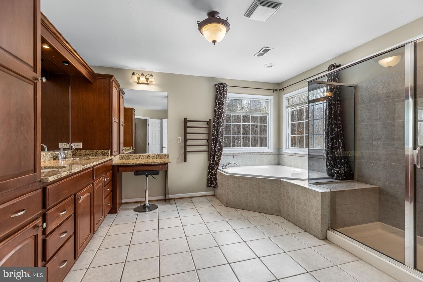 110 Kane Way photo 18