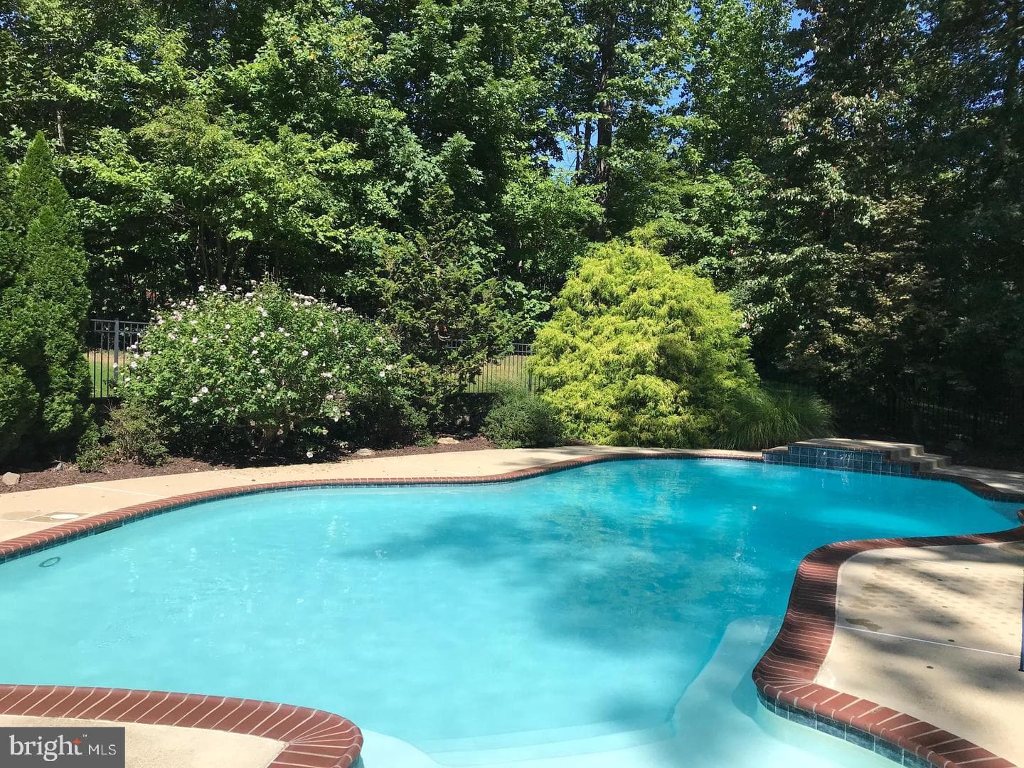 110 Kane Way photo 29