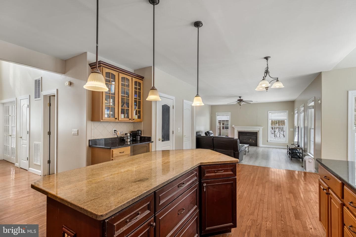 110 Kane Way photo 9