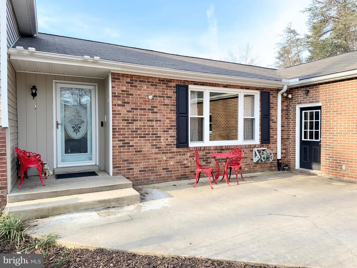 128 Courthouse Road photo 7