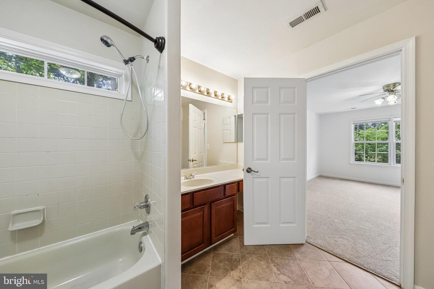 102 Richmond Cove photo 27