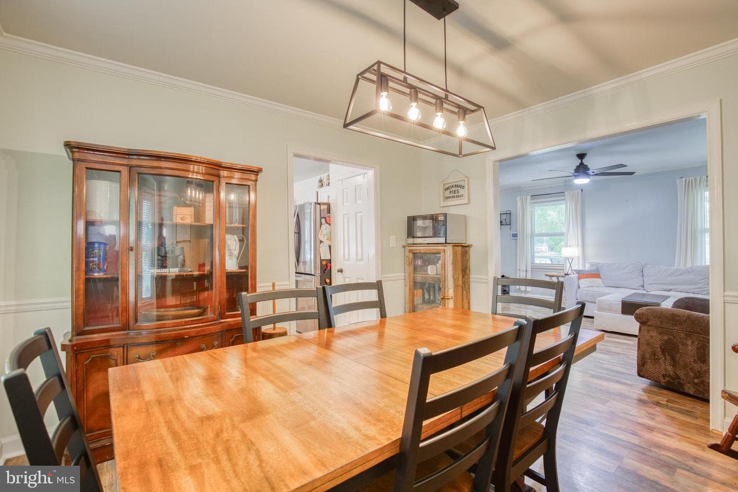 386 Ferry Road photo 12