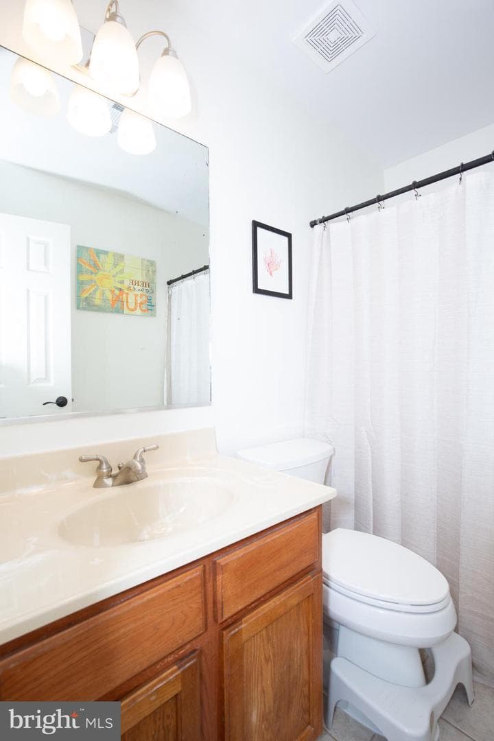 386 Ferry Road photo 34
