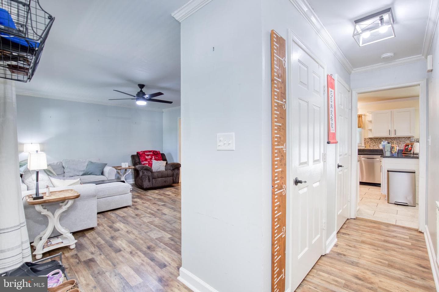 386 Ferry Road photo 7